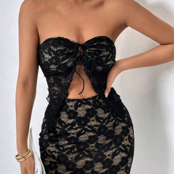 MONARCH FASHION Dresses & Skirts - Black Two Pieces Halter V-Neck Lace Bodycon Top And Lace Slit Skirt